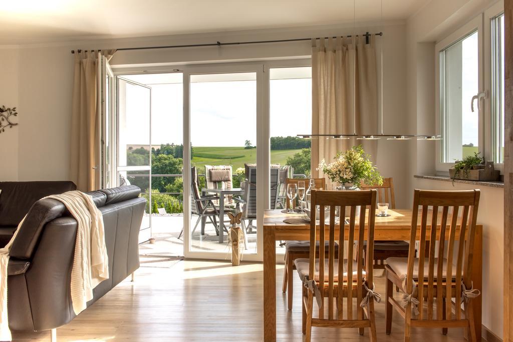 Wellness-Ferienhaus Eifel Feeling Apartman Gillenbeuren Kültér fotó